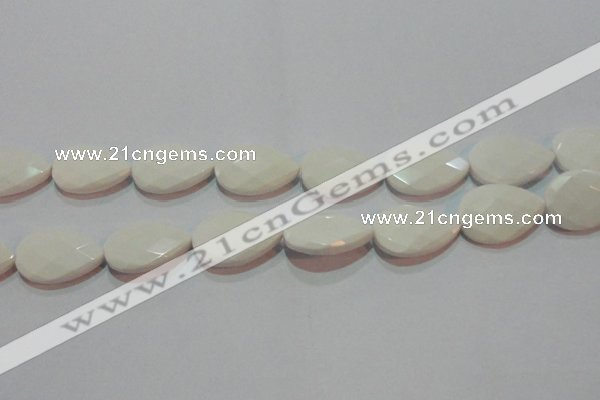 CAG7267 15.5 inches 15*20mm faceted flat teardrop white agate beads